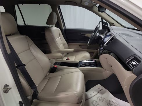 Used 2016 Honda Pilot Touring image 26