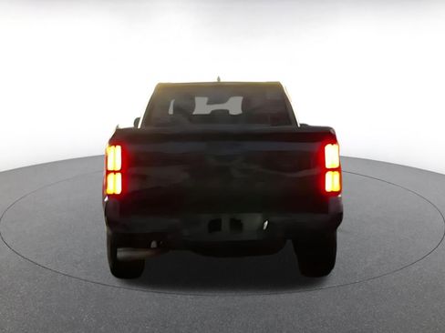 Used 2025 Toyota Tacoma SR image 11