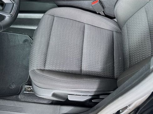 Used 2025 Chevrolet Equinox LT FWD image 20