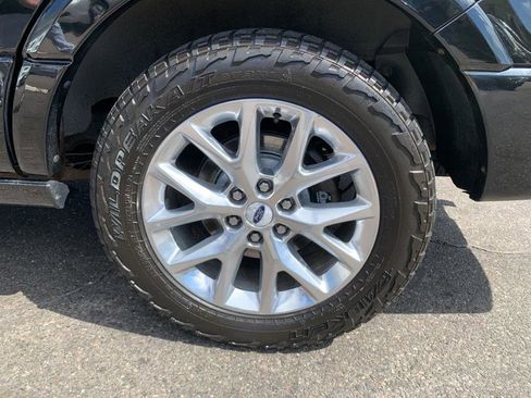 Used 2017 Ford Expedition Limited w/ Equipment Group 301A image 26