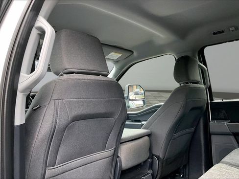 Used 2022 Ford F150 XLT w/ Equipment Group 302A High AWD/4WD image 18