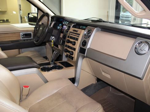 Used 2011 Ford F150 Lariat w/ Lariat Chrome Pkg AWD/4WD image 28