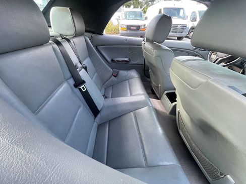 Used 2003 BMW 325Ci Convertible image 30
