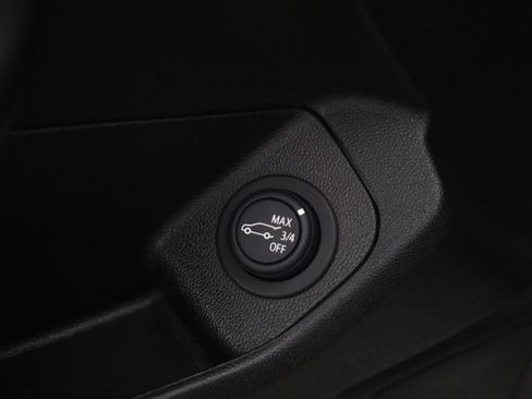 Used 2023 GMC Terrain SLT FWD image 16