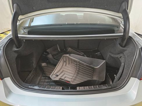 Used 2018 BMW 330i Sedan RWD image 14