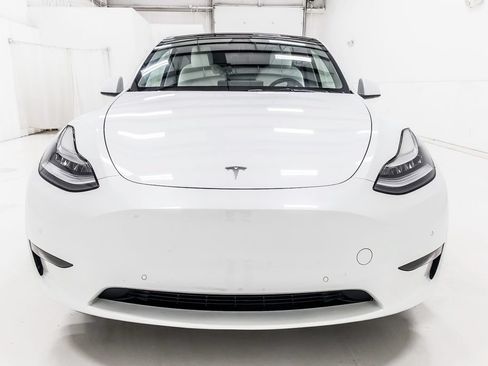 Used 2021 Tesla Model Y 2WD image 12