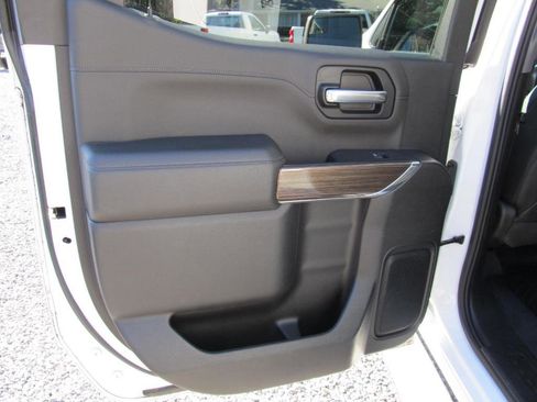 Used 2020 Chevrolet Silverado 1500 RST w/ All-Star Edition image 36