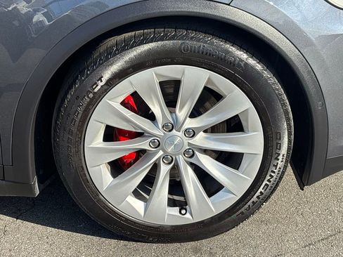 Used 2018 Tesla Model X P100D image 35