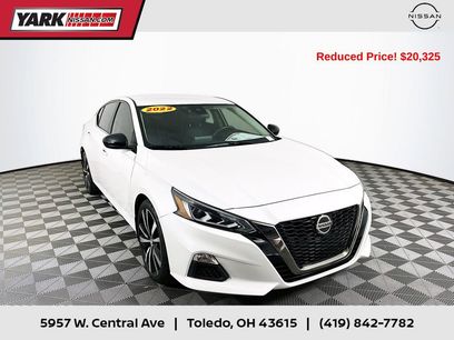 Certified 2022 Nissan Altima 2.5 SR