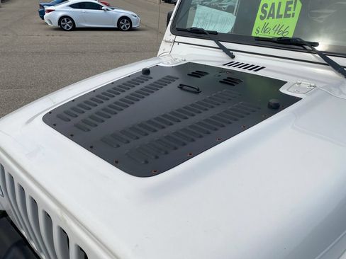Used 2005 Jeep Wrangler Unlimited AWD/4WD image 50