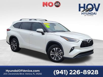 Used 2021 Toyota Highlander XLE