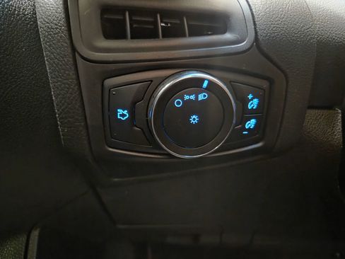 Used 2014 Ford Focus S FWD image 21