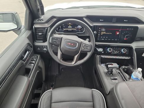Used 2025 GMC Sierra 1500 AT4X AWD/4WD image 10