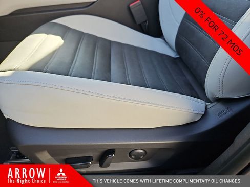 New 2026 Mitsubishi Outlander SE image 23