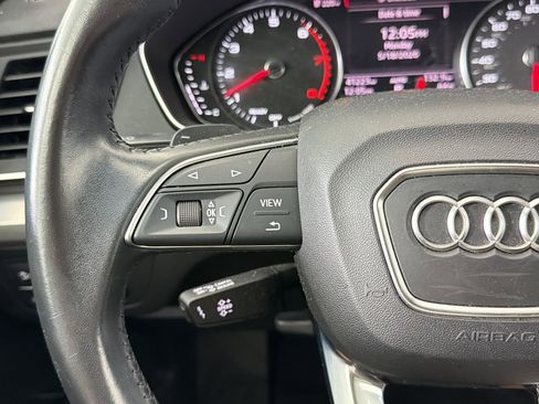Used 2020 Audi Q5 2.0T Premium w/ Titanium Sport Package AWD/4WD image 17