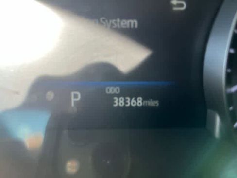 Used 2024 Toyota Highlander XLE image 8