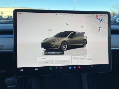 Used 2023 Tesla Model 3 Standard Range image 31
