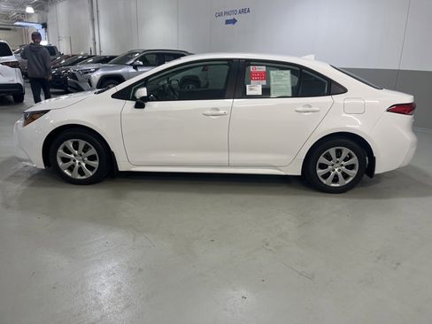 Used 2026 Toyota Corolla LE image 5