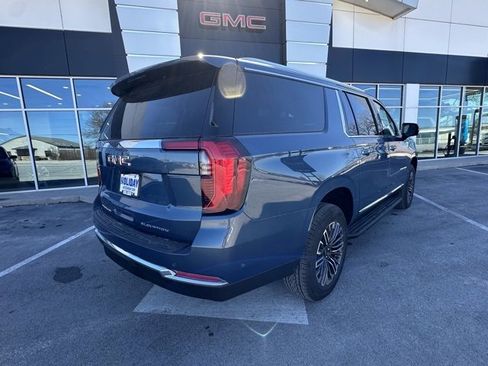 New 2026 GMC Yukon XL Elevation w/ Elevation Premium Package image 4