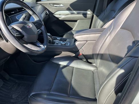 Used 2019 Cadillac XT4 Premium Luxury w/ Enhanced Visibility Package image 25