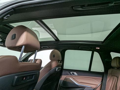 Certified 2022 BMW X5 xDrive45e w/ Parking Assistance Package image 14