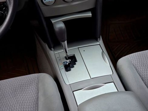 Used 2011 Toyota Camry LE image 20