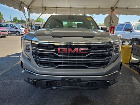 Used 2026 GMC Sierra 1500 SLT AWD/4WD image 10