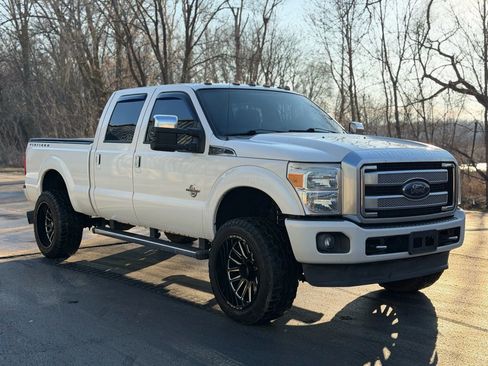 Used 2015 Ford F350 Platinum w/ FX4 Off-Road Package image 3