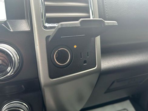 Used 2016 Ford F150 Lariat w/ Equipment Group 502A Luxury image 27