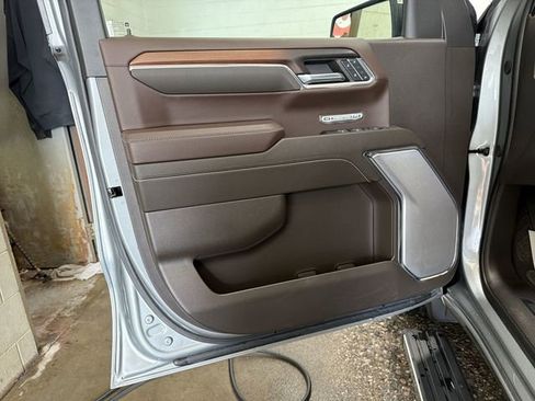Used 2024 GMC Sierra 1500 Denali AWD/4WD image 13