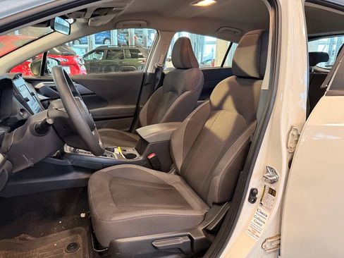 Used 2024 Subaru Impreza 2.0i AWD/4WD image 9