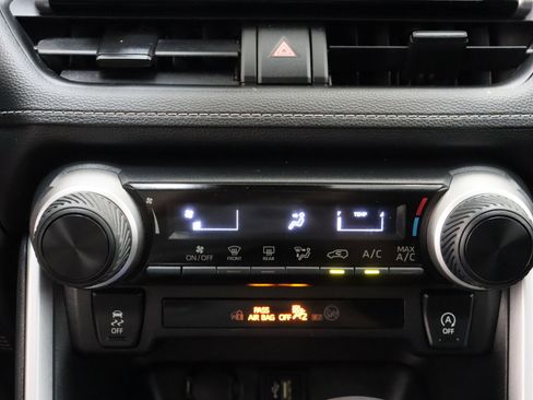 Certified 2024 Toyota RAV4 LE FWD image 18