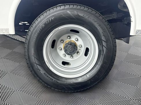 Used 2022 Ford F350 XL w/ Power Equipment Group AWD/4WD image 28