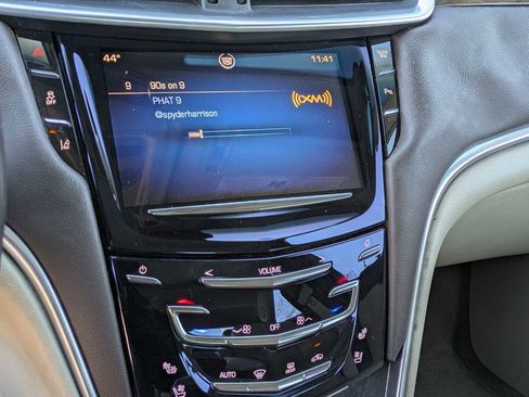 Used 2013 Cadillac XTS Luxury w/ Driver Awareness Package image 23