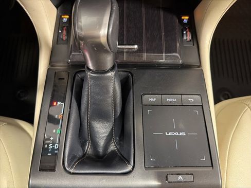 Used 2023 Lexus GX 460 Premium w/ Premium Package image 26