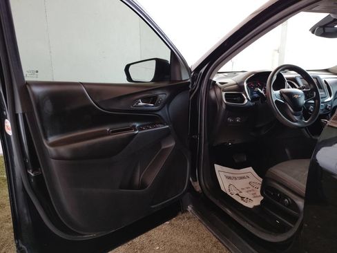Used 2020 Chevrolet Equinox LT FWD image 19