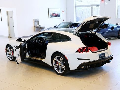 Certified 2018 Ferrari GTC4Lusso V12 image 74