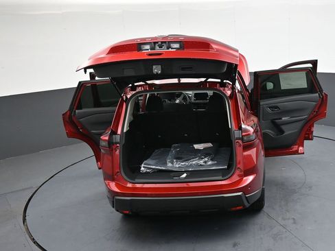 Certified 2026 Nissan Rogue S image 40