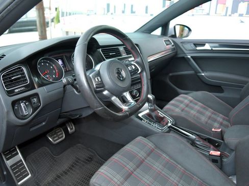 Used 2017 Volkswagen GTI S image 19