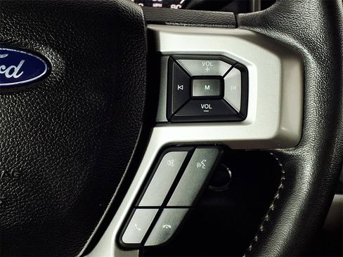 Used 2017 Ford F150 Lariat image 20