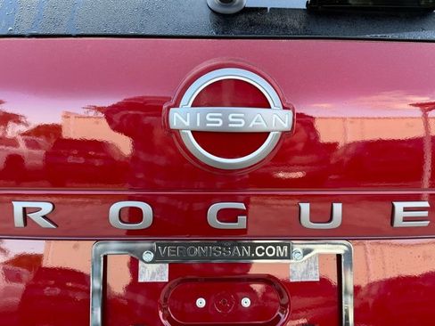 New 2026 Nissan Rogue SV FWD image 10