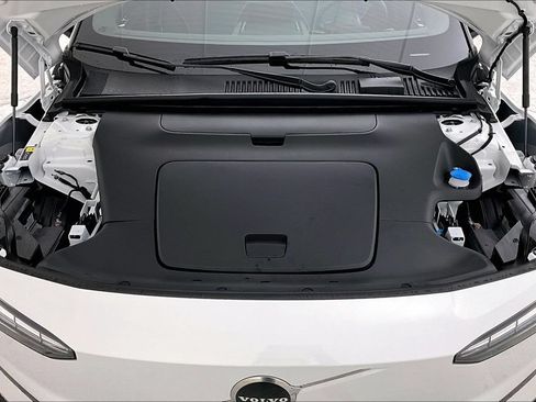 New 2026 Volvo EX30 Plus w/ Protection Package Premier AWD/4WD image 29
