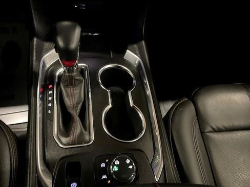 Used 2024 Chevrolet Traverse RS w/ LPO, Floor Liner Package image 19