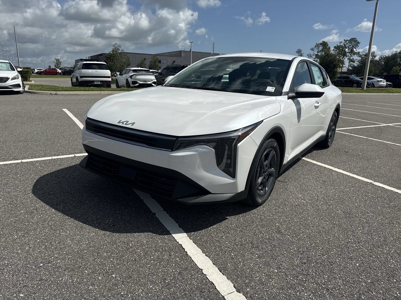 New 2026 Kia K4 FWD image 8