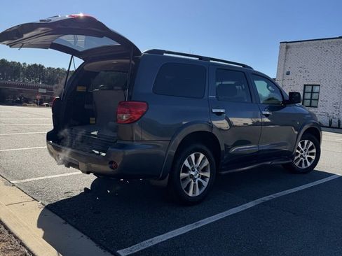 Used 2008 Toyota Sequoia Limited image 12