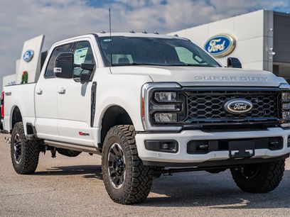 New 2026 Ford F350 Lariat w/ Tremor Off-Road Package