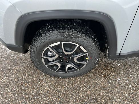 New 2026 Jeep Compass Trailhawk image 9