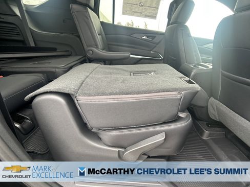 New 2026 Chevrolet Traverse LT w/ LPO, Floor Liner Package image 24