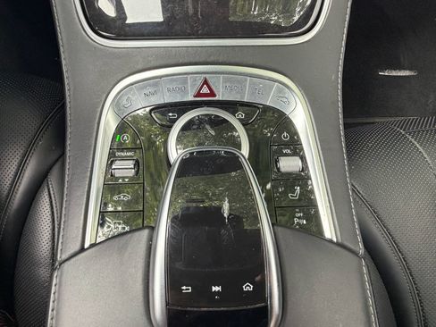 Used 2019 Mercedes-Benz S 560 4MATIC Sedan image 14