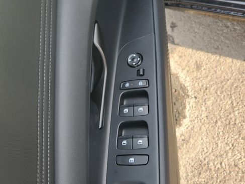 New 2025 Hyundai Elantra Sport image 8